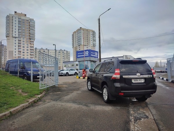 «За такие деньги белорусы выберут другую модель». Пробуем продать Toyota Land Cruiser Prado