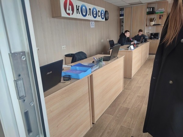 «За такие деньги белорусы выберут другую модель». Пробуем продать Toyota Land Cruiser Prado