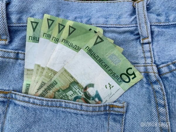 В ФСЗН пояснили, как ИП будут платить взносы после принятия закона о предпринимательской деятельности