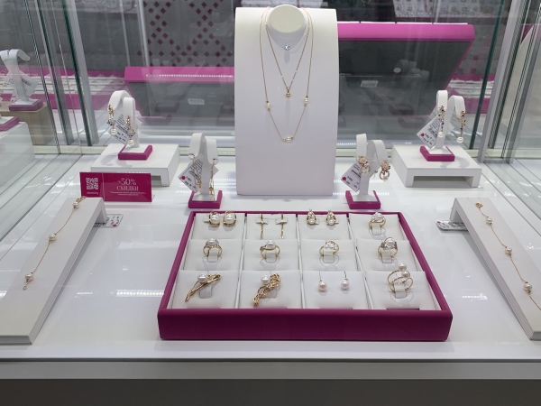 За подарками к Новому году в «Славия»! Новогодние скидки до 60% на все виды ювелирных украшений в Бресте