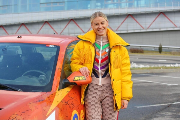 «Комфорта нет, это чистый "корч"». Посмотрите, на чем ездят белоруски, участвующие в автосостязаниях