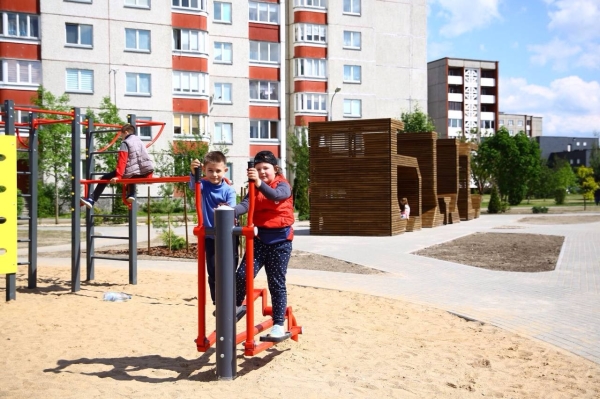 В одном из микрорайонов Бреста появился «Зеленый остров»