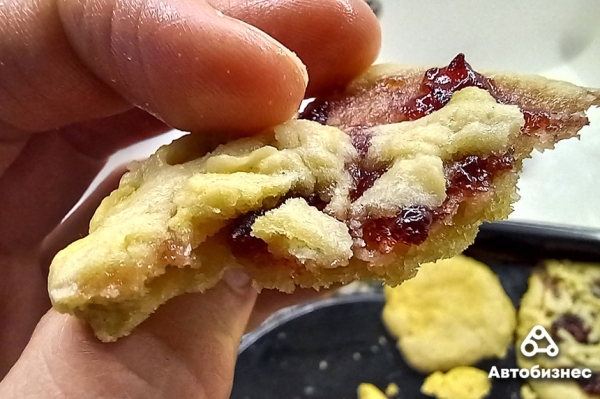 Это даже можно есть! Превратили автомобиль в духовку, яйцеварку и йогуртницу