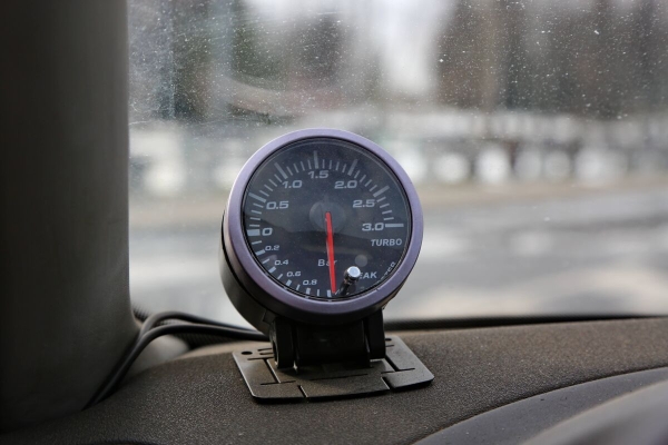 «Комфорта нет, это чистый "корч"». Посмотрите, на чем ездят белоруски, участвующие в автосостязаниях