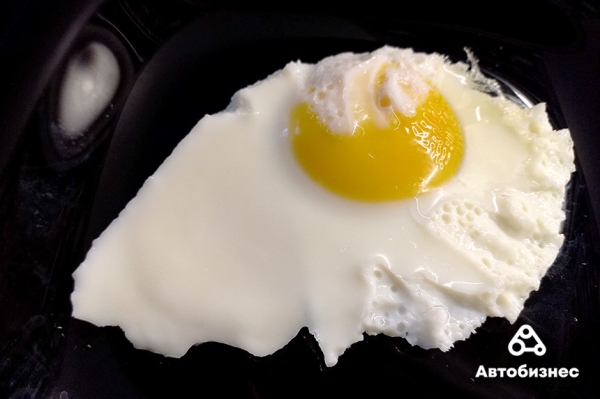 Это даже можно есть! Превратили автомобиль в духовку, яйцеварку и йогуртницу