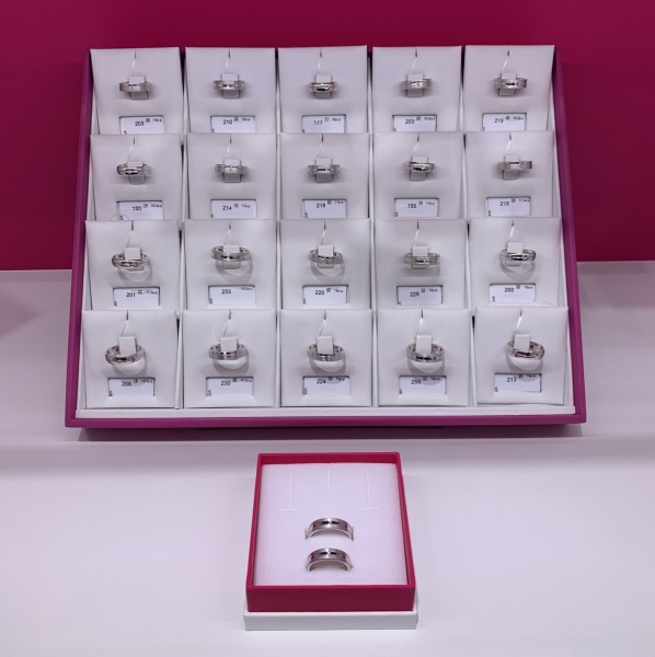 За подарками к Новому году в «Славия»! Новогодние скидки до 60% на все виды ювелирных украшений в Бресте