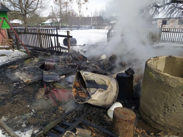 В Брестской области в деревне Новое Роматово горела летняя кухня