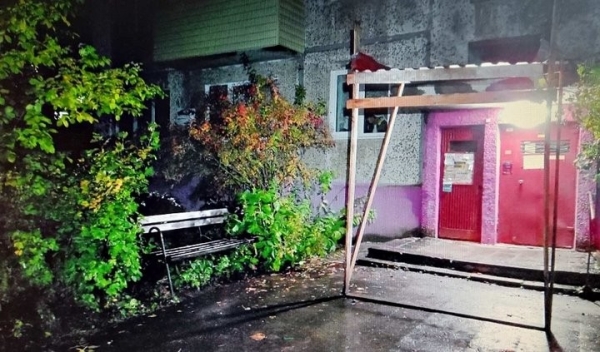 В Беларуси пенсионерка попросила парня убрать собаку, а тот сломал ей нос В Беларуси пенсионерка попросила парня убрать собаку, а тот сломал ей нос