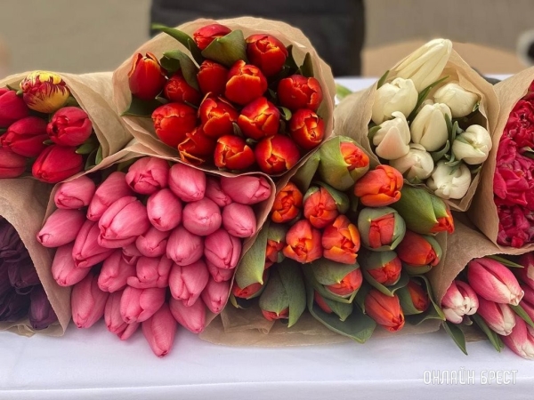 В Бресте 13-14 февраля будут продавать цветы