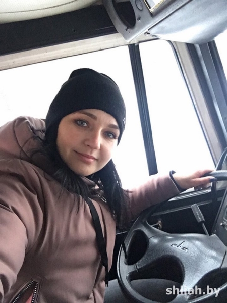 «Надоело жить по вайберу». Как жительница Беларуси вслед за мужем пошла в дальнобойщики «Надоело жить по вайберу». Как жительница Беларуси вслед за мужем пошла в дальнобойщики