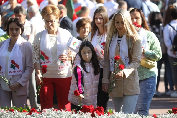 День народного единства празднуют в Бресте День народного единства празднуют в Бресте