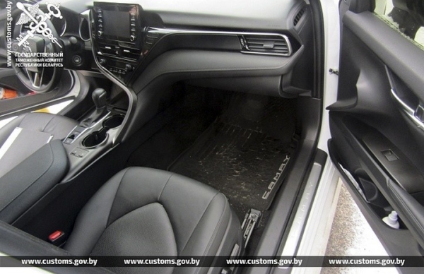 Брестские таможенники пресекли незаконный ввоз на территорию ЕАЭС авто TOYOTA CAMRY 2021 года выпуска