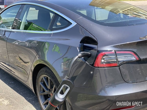 Не старше пяти лет! Изучаем нюансы ввоза электрокаров в РБ по нулевой растаможке