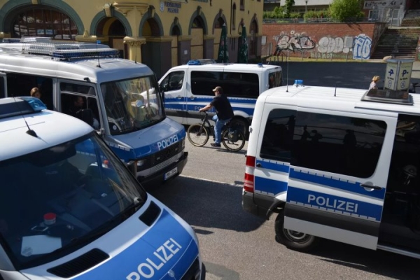 Пьяный белорус ранил свою жену в Германии, его искали 10 экипажей полиции