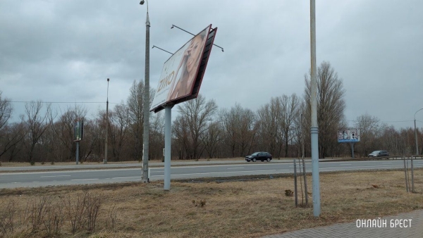 
                Читатель: Вот что натворил сильный ветер в Бресте
            