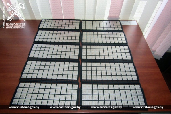 Водитель фуры вез из Латвии 440 процессоров для компьютеров и «забыл» заявить о них на таможне