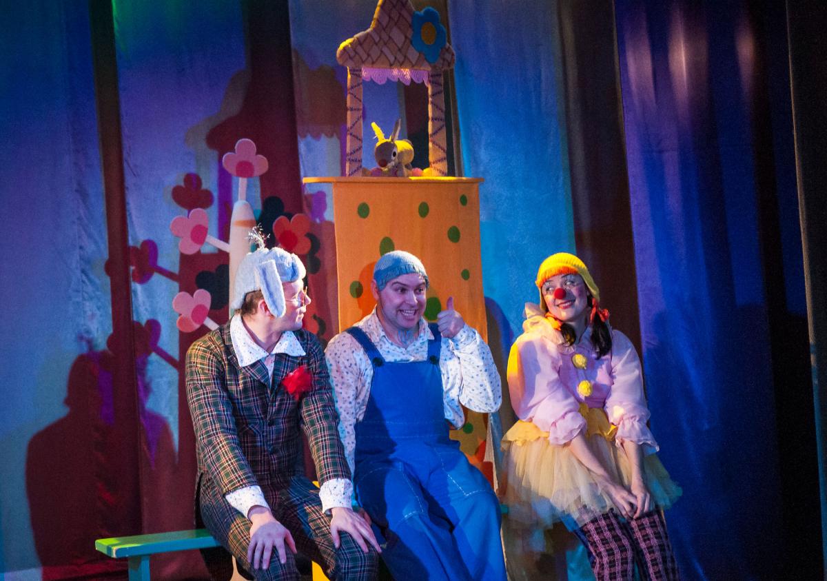 «Жыў-быў заяц» у Віцебску, а потым на «Перекрёсток» Навасібірска паляцеў «Жыў-быў заяц» у Віцебску, а потым на «Перекрёсток» Навасібірска паляцеў