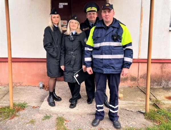 ГАИ и судебные исполнители пришли к должникам домой и забрали 41 рубль и телевизор ГАИ и судебные исполнители пришли к должникам домой и забрали 41 рубль и телевизор