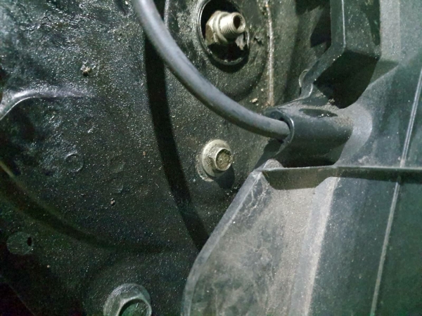 «Только берут деньги!» Белорус более 20 раз обращался к дилеру по гарантийным случаям