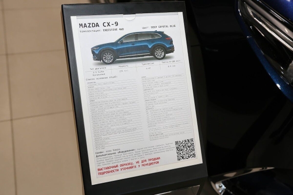 Машины без ценников и пустые автосалоны. Какие иномарки остались в Беларуси спустя неделю