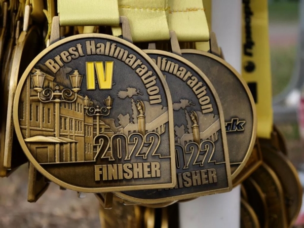 Около 400 человек вышли на старт Брестского полумарафона Около 400 человек вышли на старт Брестского полумарафона