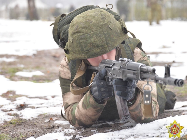 На полигоне Брестский проводятся занятия по огневой, тактической, инженерной и медицинской подготовке На полигоне Брестский проводятся занятия по огневой, тактической, инженерной и медицинской подготовке