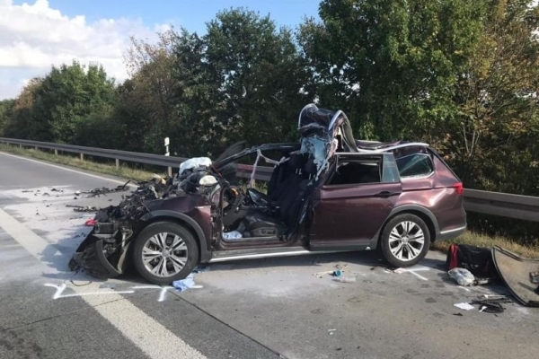 В Германии в фуру белоруса сзади врезался Passat