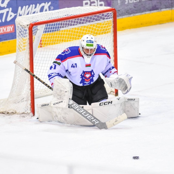 Голкипер «Бреста» попал в состав сборной Беларуси по хоккею с шайбой для участия в турнире в Москве