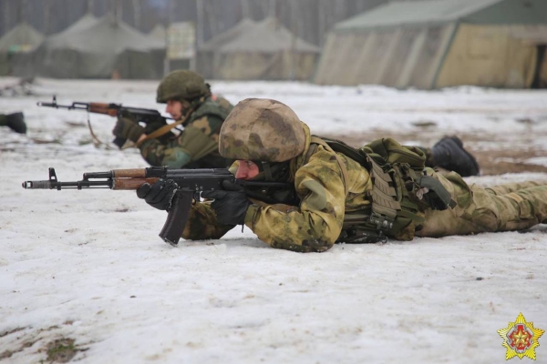 На полигоне Брестский проводятся занятия по огневой, тактической, инженерной и медицинской подготовке На полигоне Брестский проводятся занятия по огневой, тактической, инженерной и медицинской подготовке