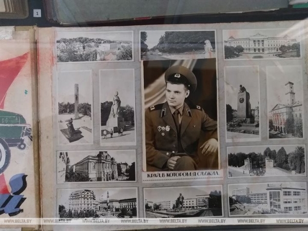 Выставку «Дембельский альбом» презентовали в Бресте Выставку «Дембельский альбом» презентовали в Бресте
