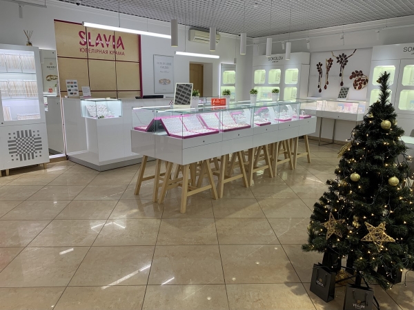 За подарками к Новому году в «Славия»! Новогодние скидки до 60% на все виды ювелирных украшений в Бресте