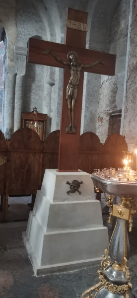 «Вдоль дороги — венки и памятники». Белорус в одиночку отправился в горы Грузии, где даже страховка не действует «Вдоль дороги — венки и памятники». Белорус в одиночку отправился в горы Грузии, где даже страховка не действует