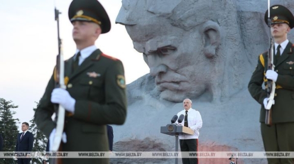 Лукашенко прибыл в Брестскую крепость