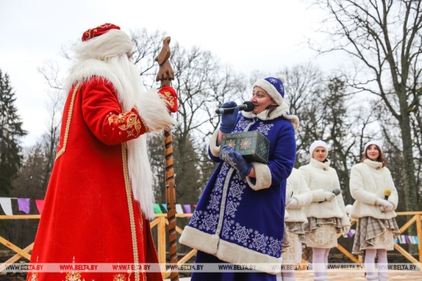 В «Беловежской пуще» Деда Мороза проводили в Антарктиду В «Беловежской пуще» Деда Мороза проводили в Антарктиду